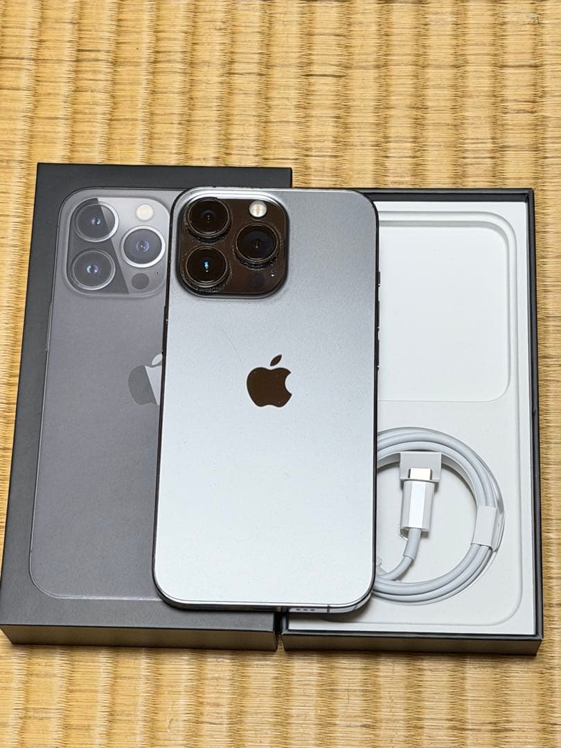 Apple iPhone 13 Pro シルバー 本体　256gb