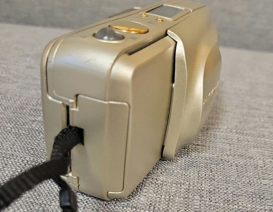 olympus μ zoom 115 deluxe ミニ三脚・ケース・リモコン付