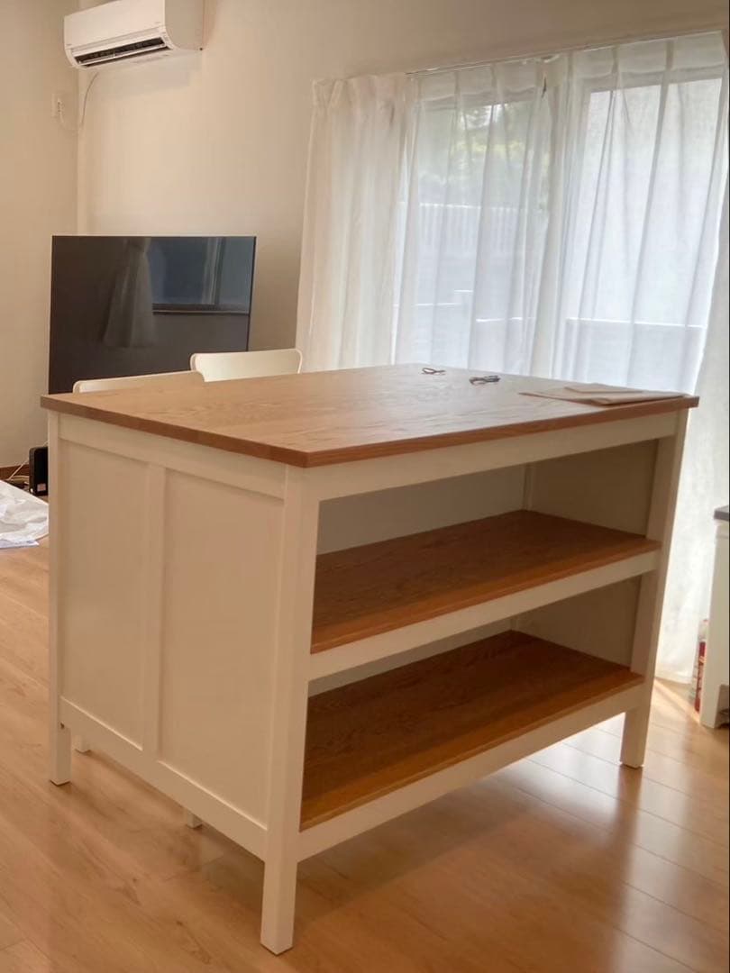 IKEA TORNVIKEN ホワイトカウンターテーブルとチェア2つ