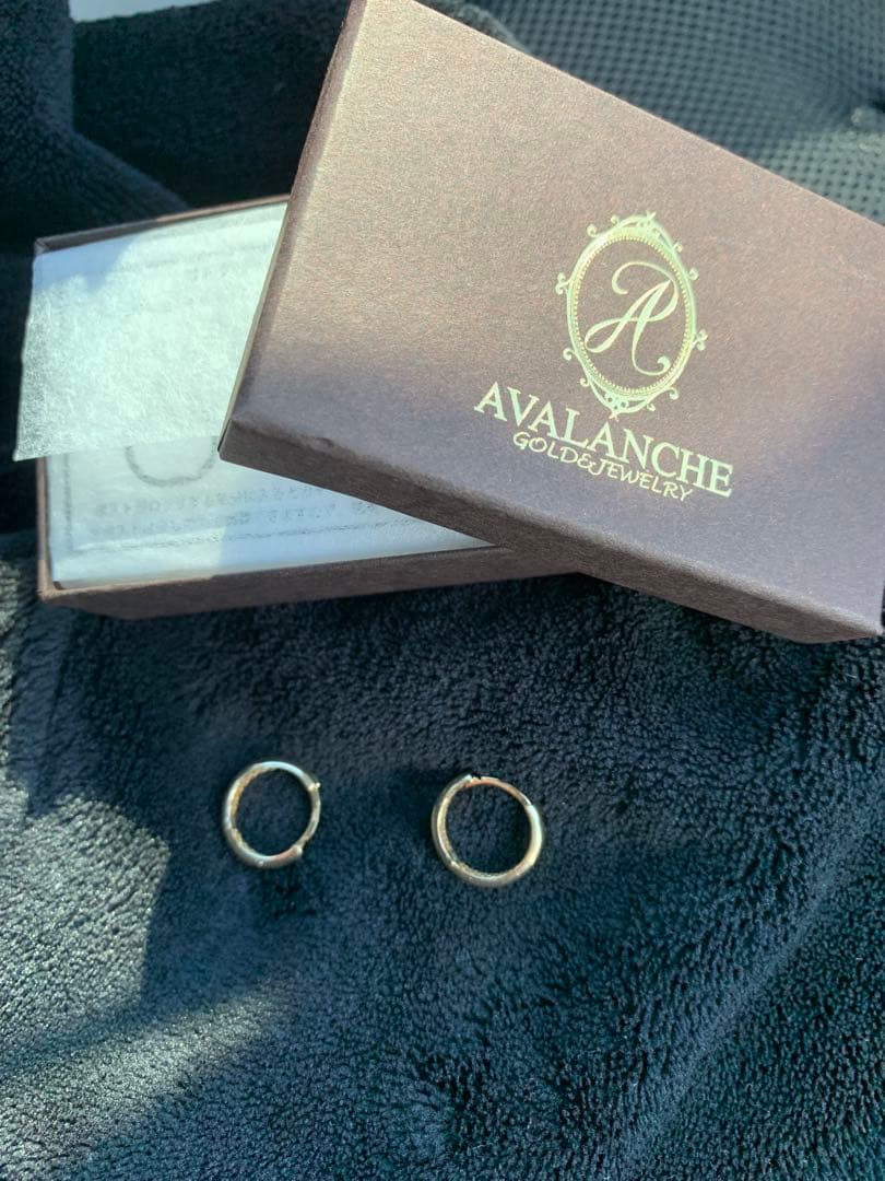 アヴァランチ　フープピアス　10k