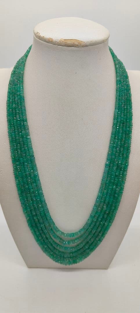 1808. エメラルドボタンカットグラデーション6連ネックレス