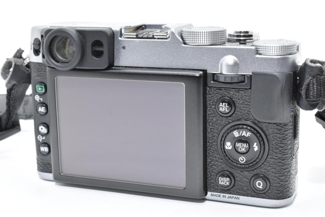 FUJIFILM X20 富士フィルム シルバー コンパクト デジタルカメラ
