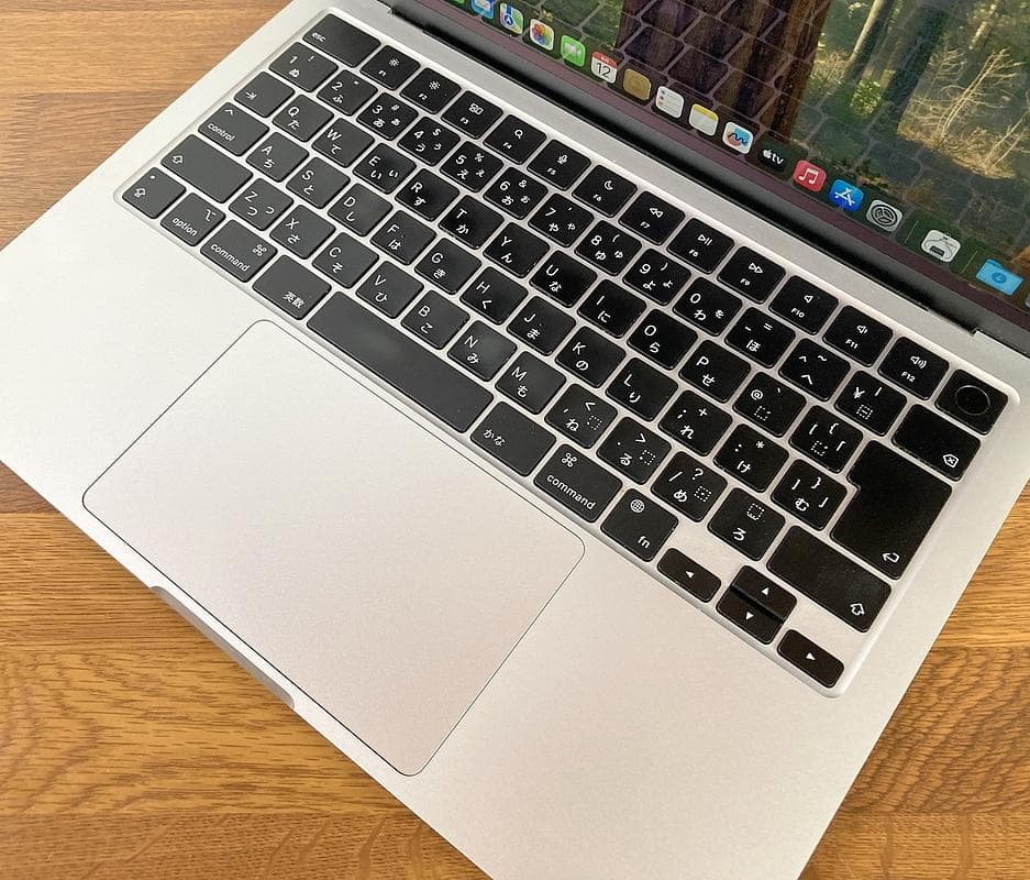 MacBook本体 Apple Macbook Air(2022 M2) 8GB 256GB