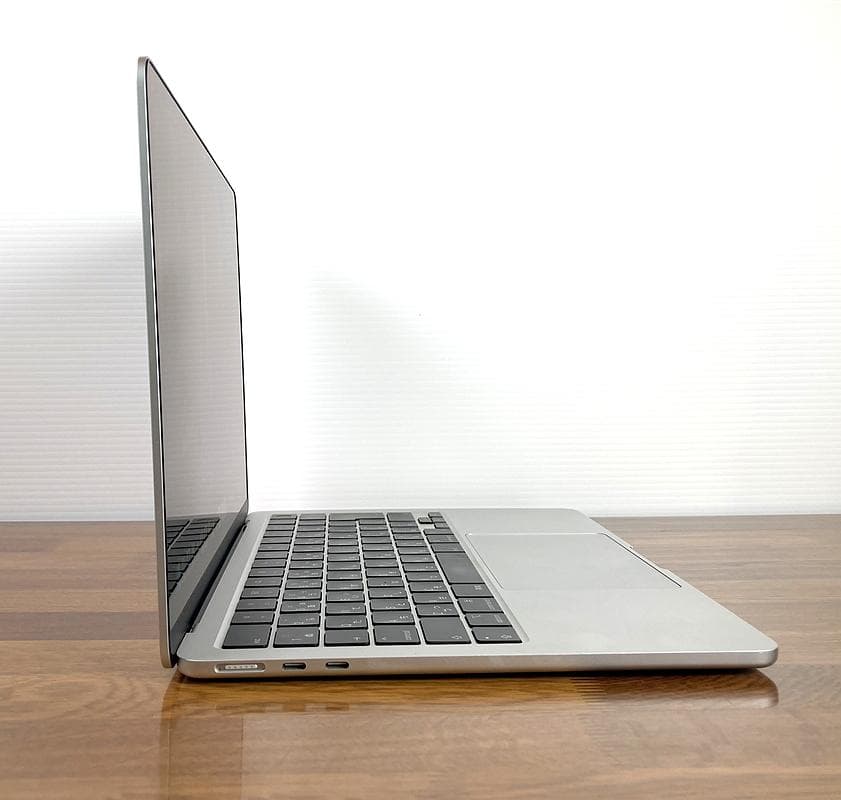 MacBook本体 Apple Macbook Air(2022 M2) 8GB 256GB