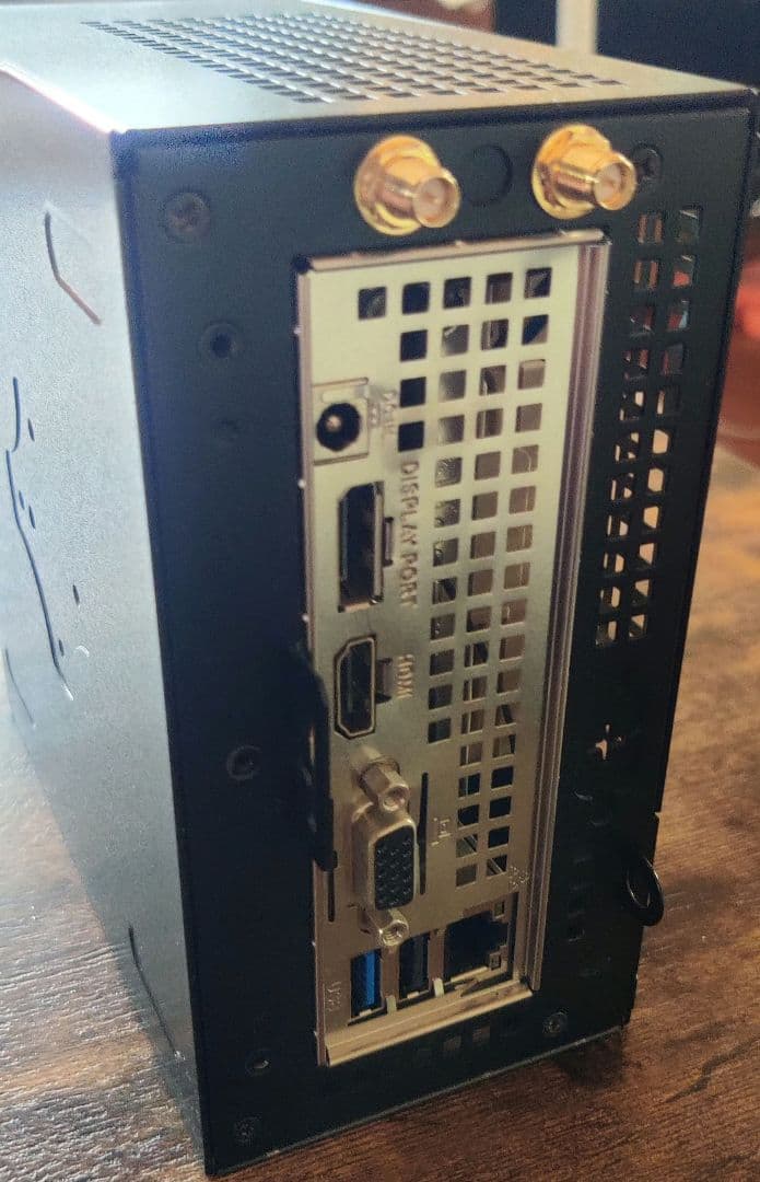 Ryzen5 PRO 4650G搭載　爆速ミニPC