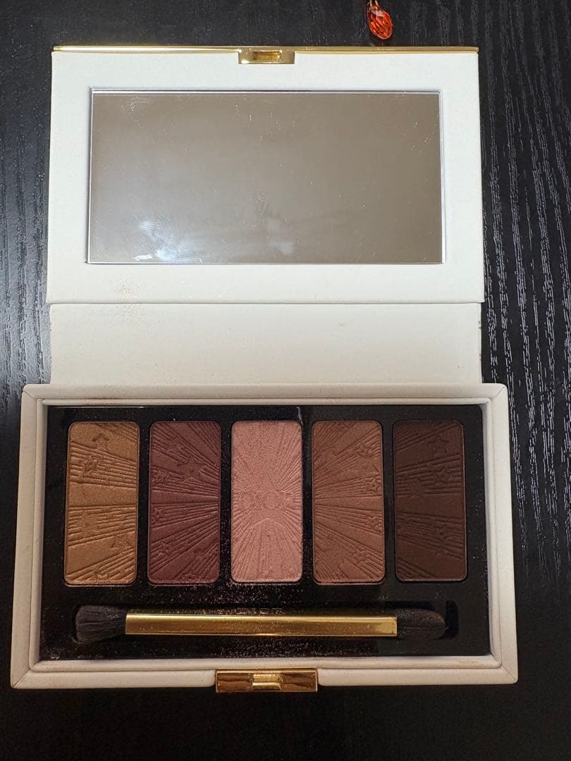 Christian Dior 2025ホリデーコレクション