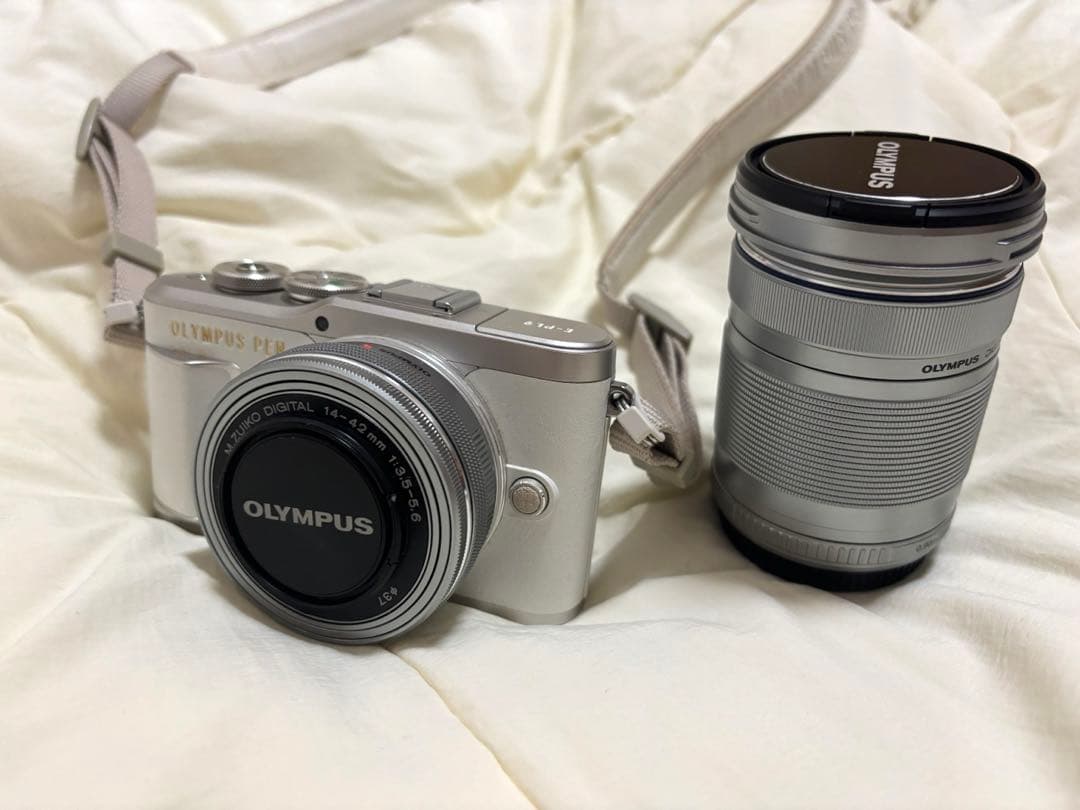 OLYMPUS ミラーレス一眼 PEN E-PL9 ダブルズームキット