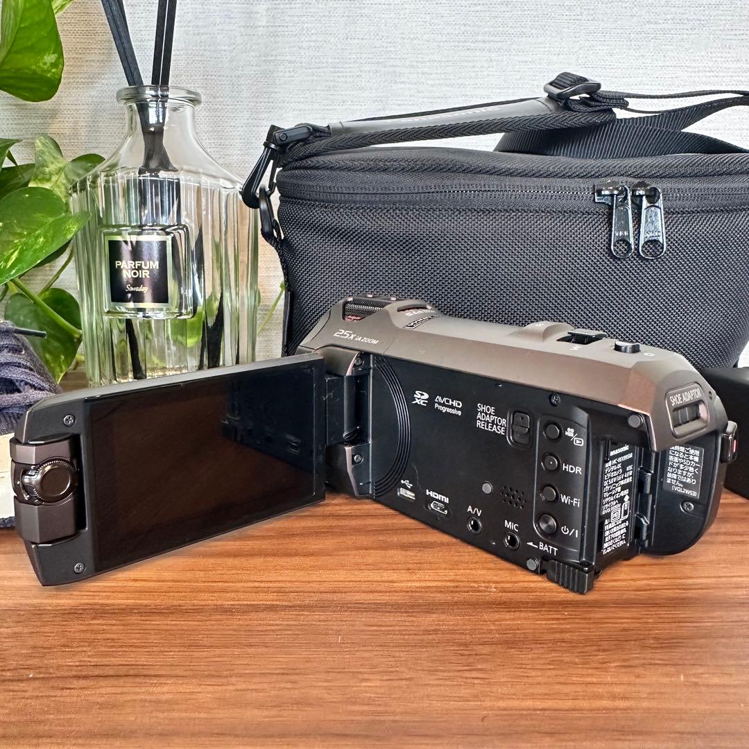 Panasonic HC-WX995M 4Kビデオカメラ　新品　バッテリー2個付