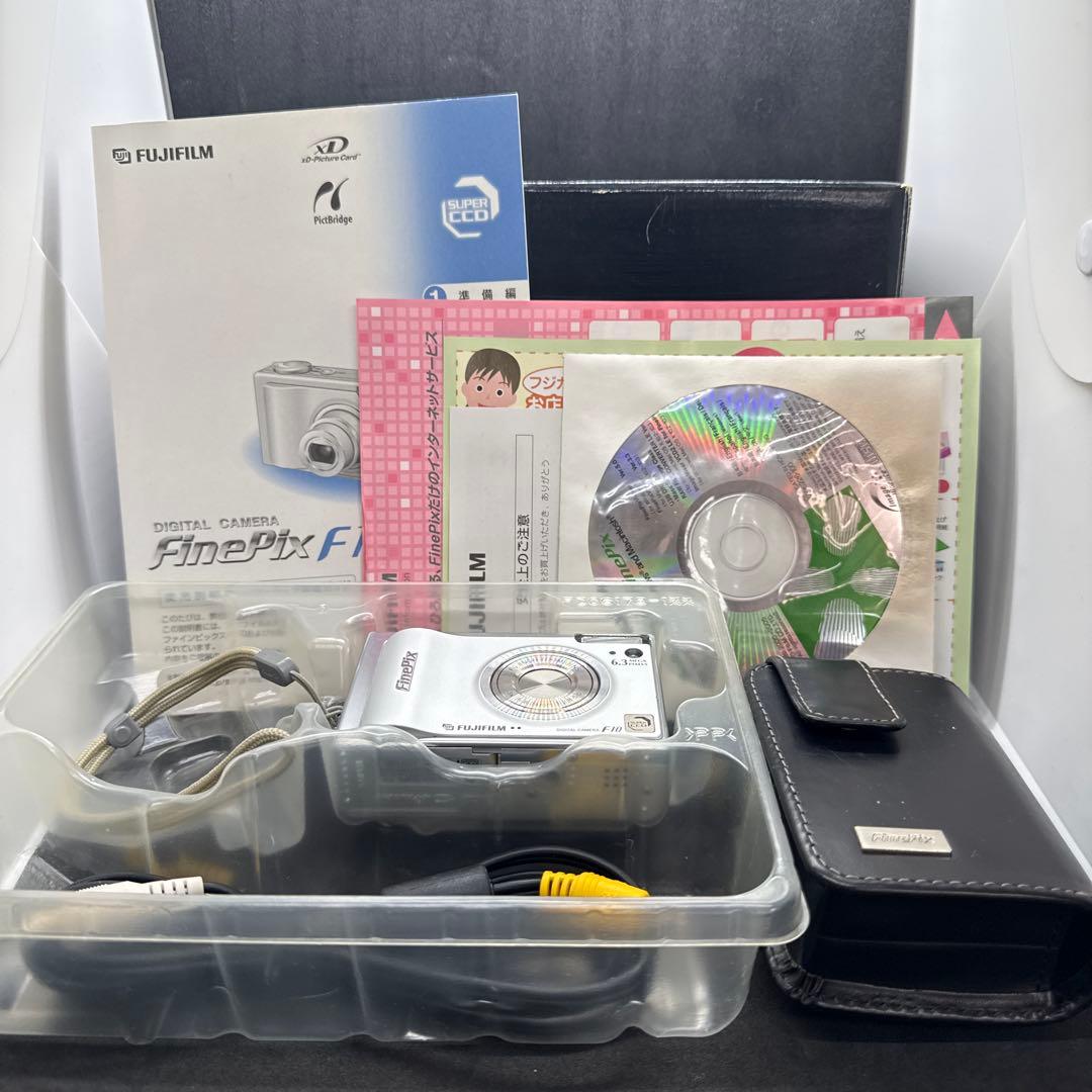 FUJIFILM FinePix F10 デジタルカメラ ジャンク品 箱・付属有