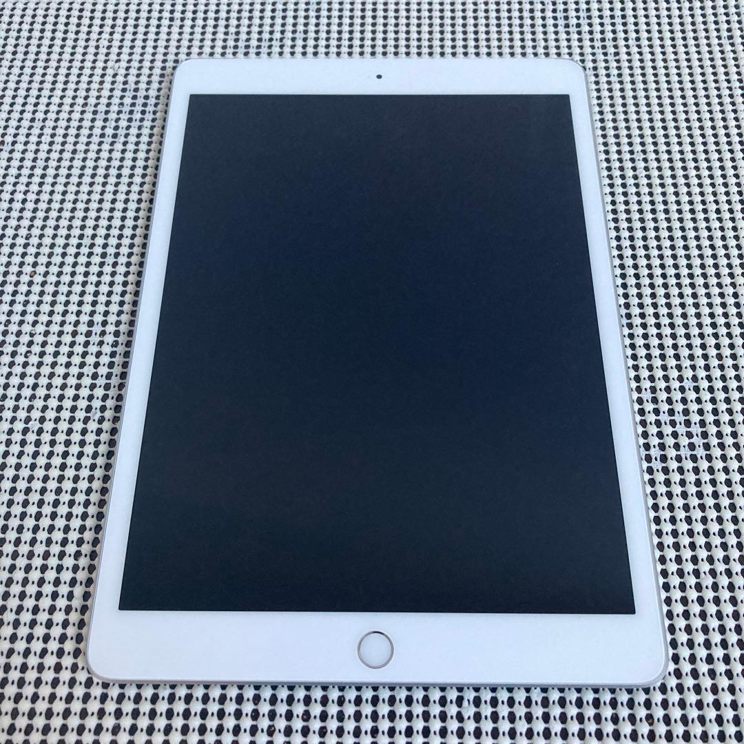 568 外観美品☆電池ほぼ新品☆iPad7第7世代 128GB SIMフリー☆