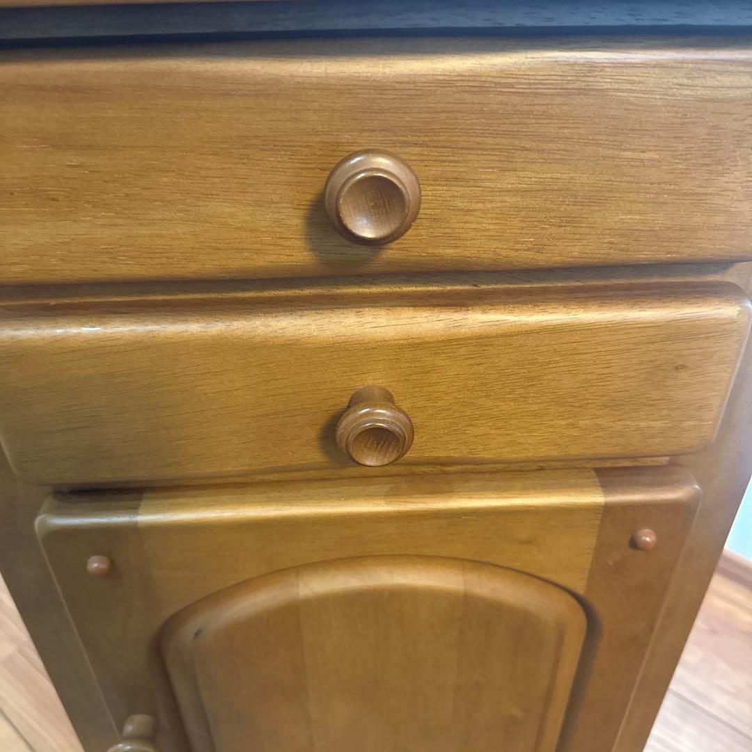 karimoku カリモク マルチチェスト 飾り台　キャビネット スリッパ収納