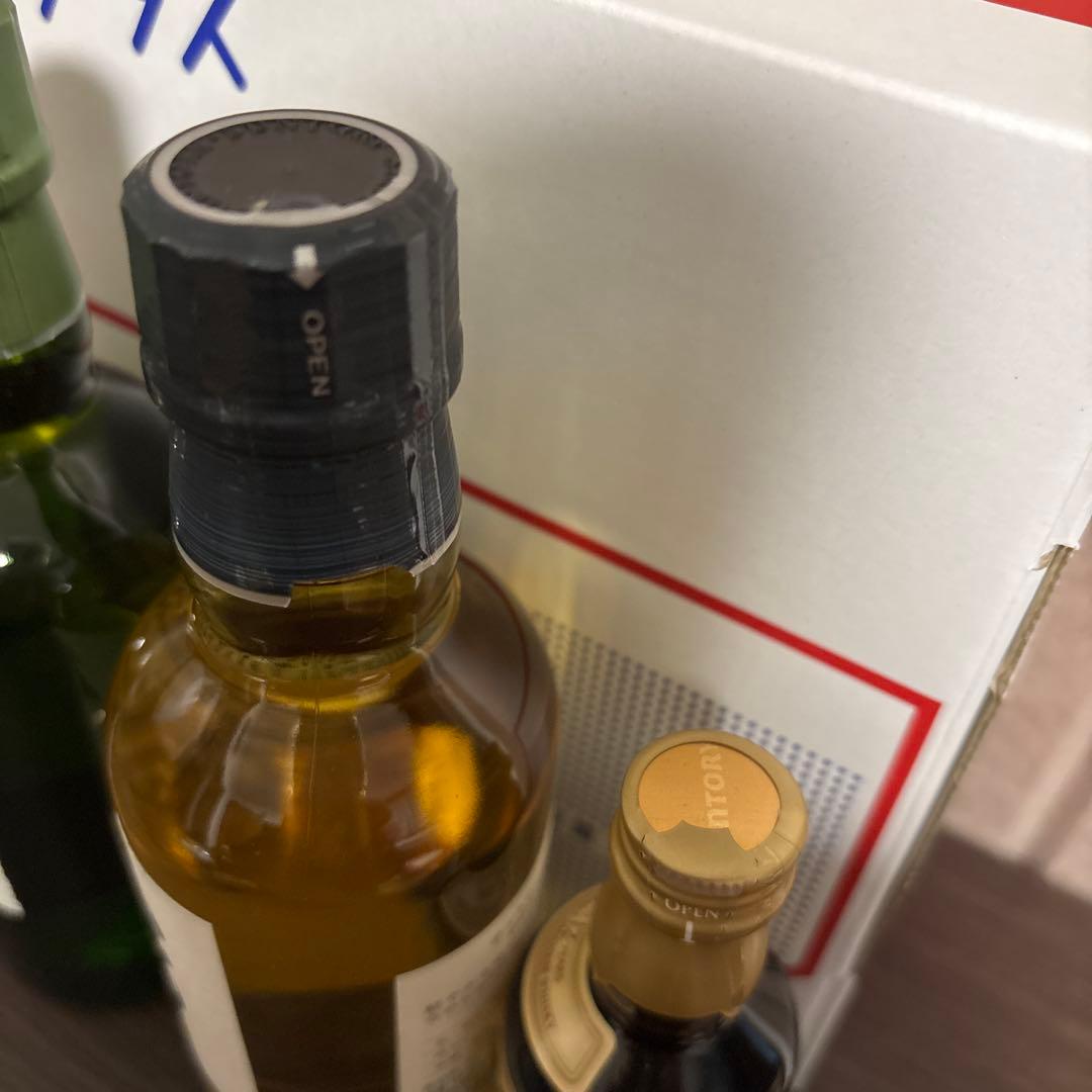 サントリー山崎、白州、知多【180ml】各1本ずつ、山崎12年【50ml】1本