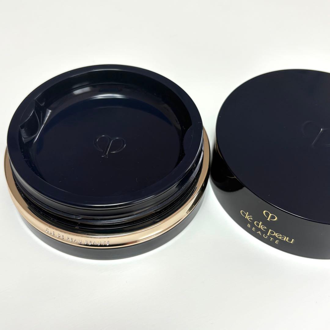 クレドポーボーテ プードルトランスパラント フェイスパウダー 2