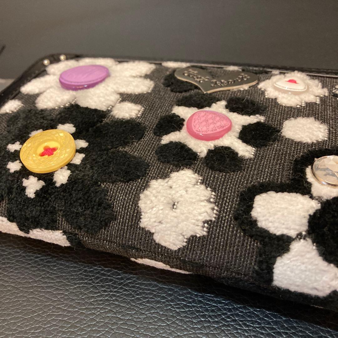 新品Think Bee 花柄ボタン装飾の長財布