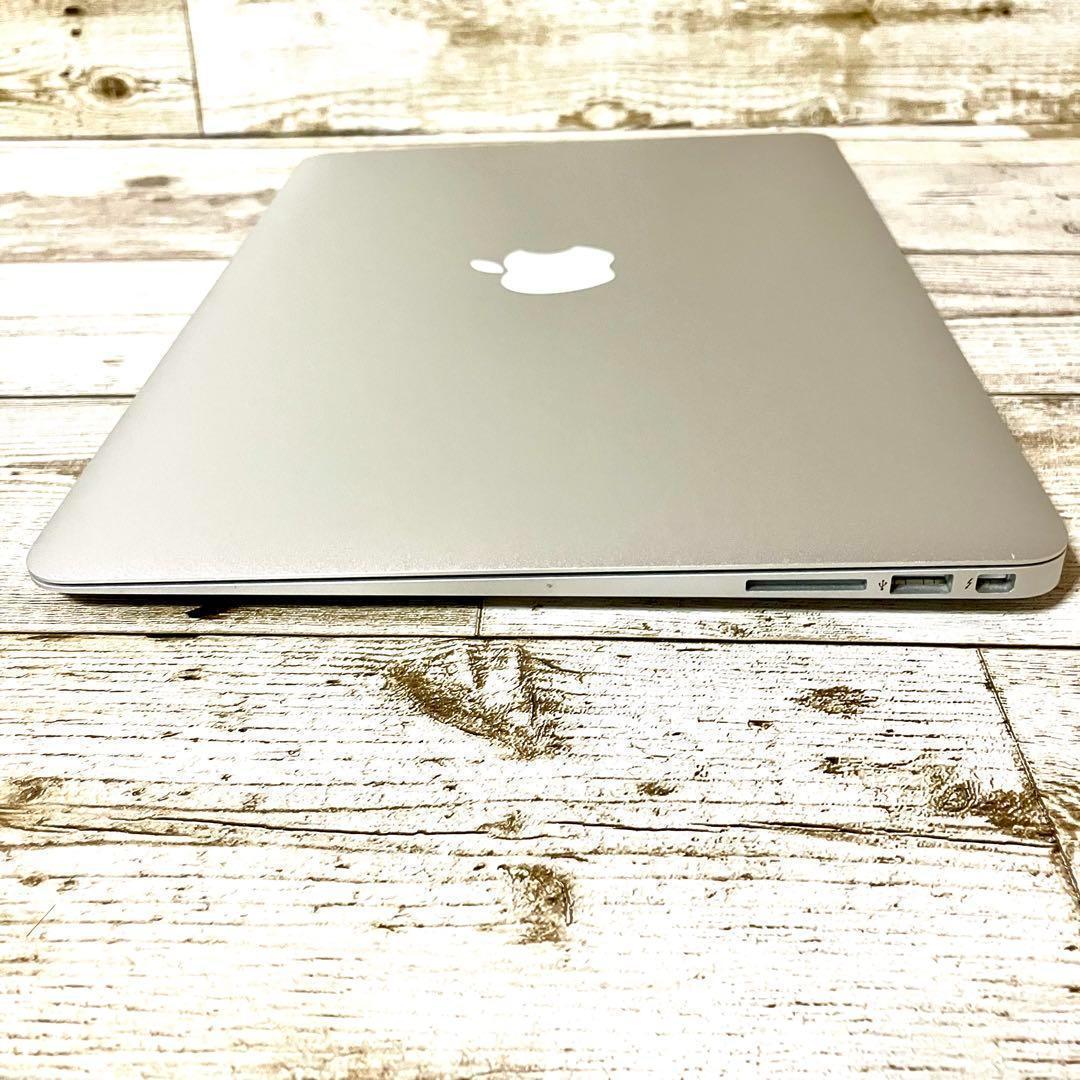 【美品】Apple MacBook Air 2017 充電器付き　A1466
