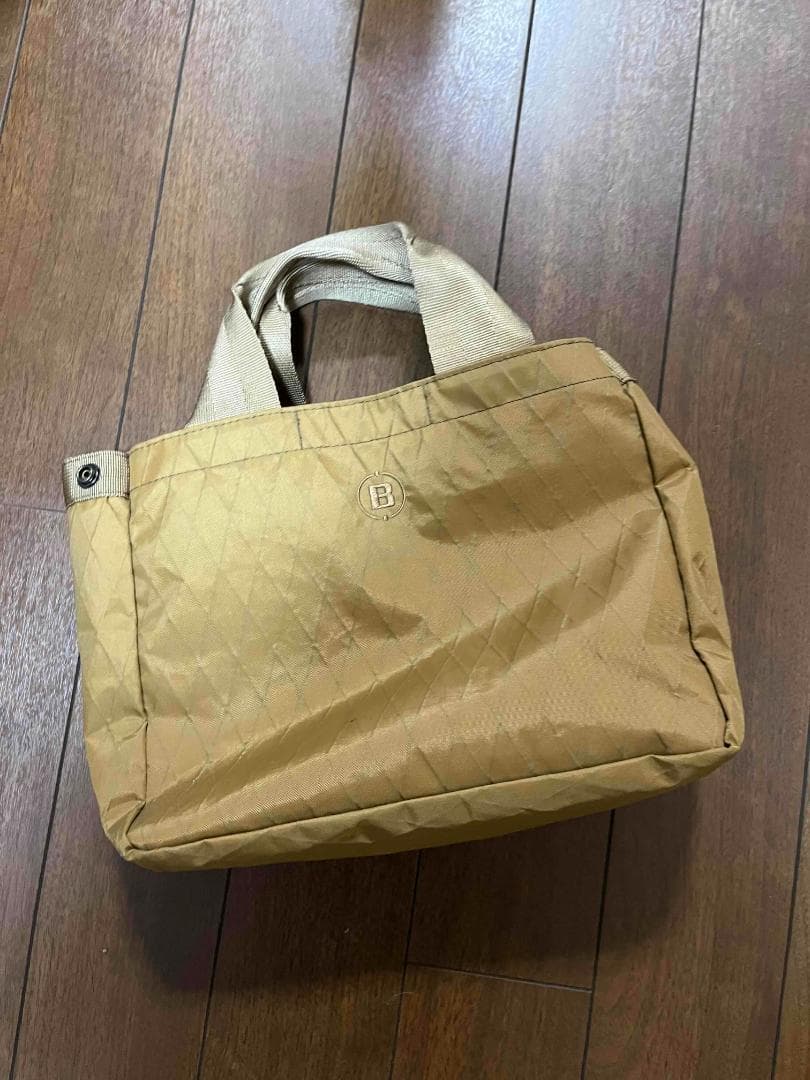 値下げ★BRIEFING 　バッグ ベージュ　トート　直営店購入