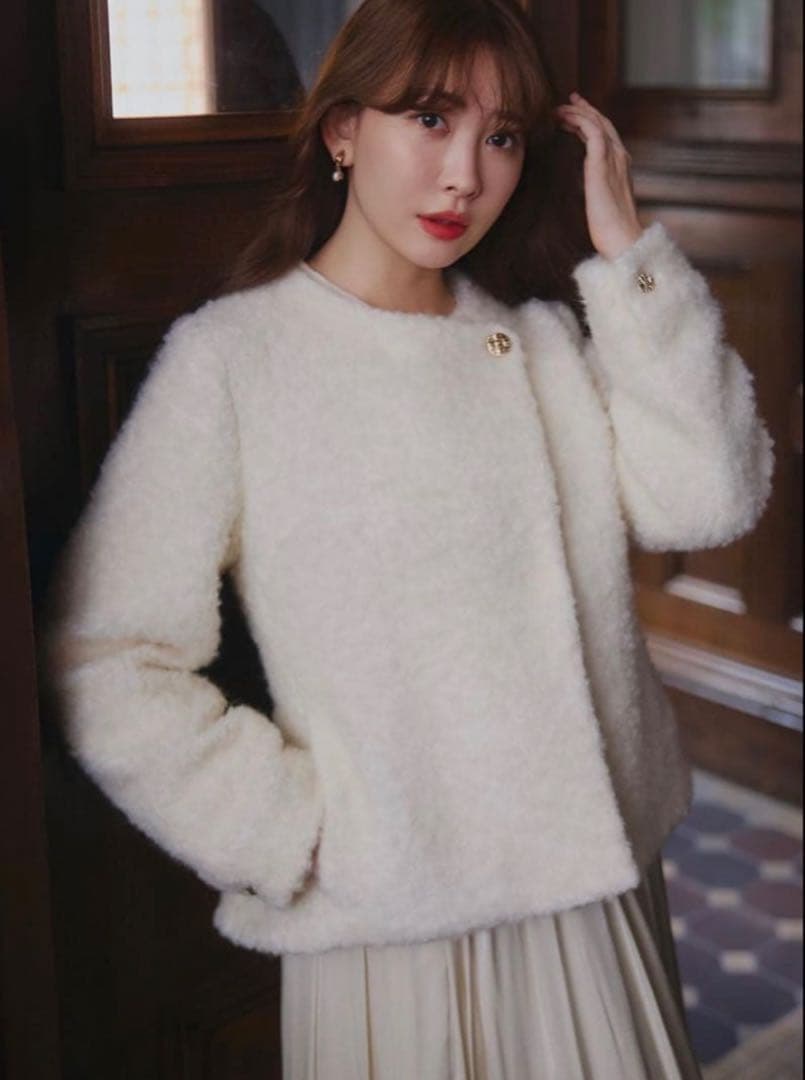 定価36000円Herlipto❤︎EliseBoucle Peplum Coat