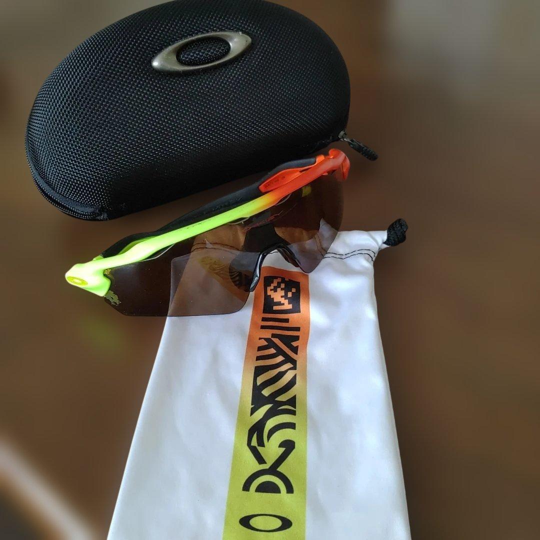 OAKLEY HARMONY FADE ガチャピン 他の方 購入できません