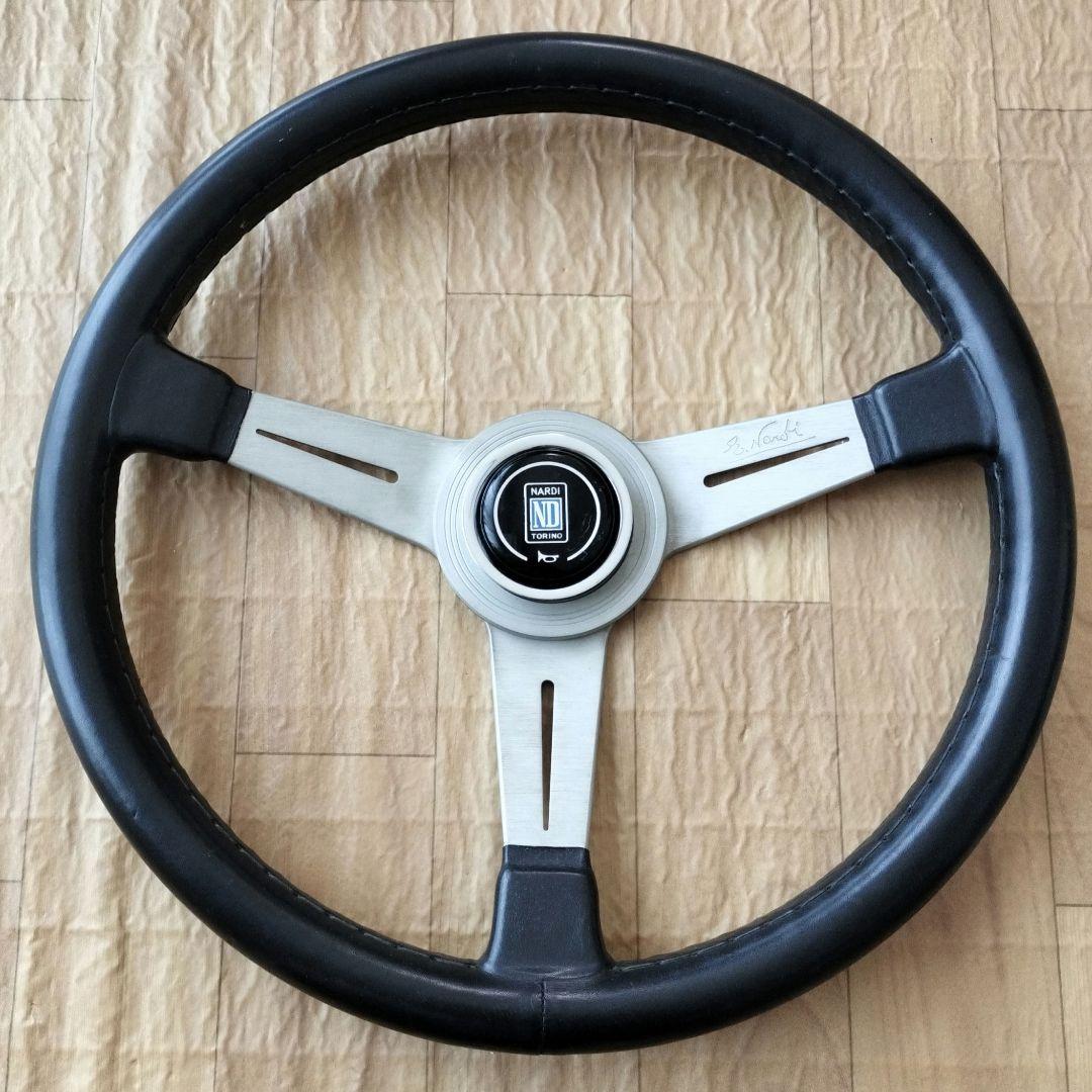 Uracil様 NARDI　ステアリング 36 レザー 革