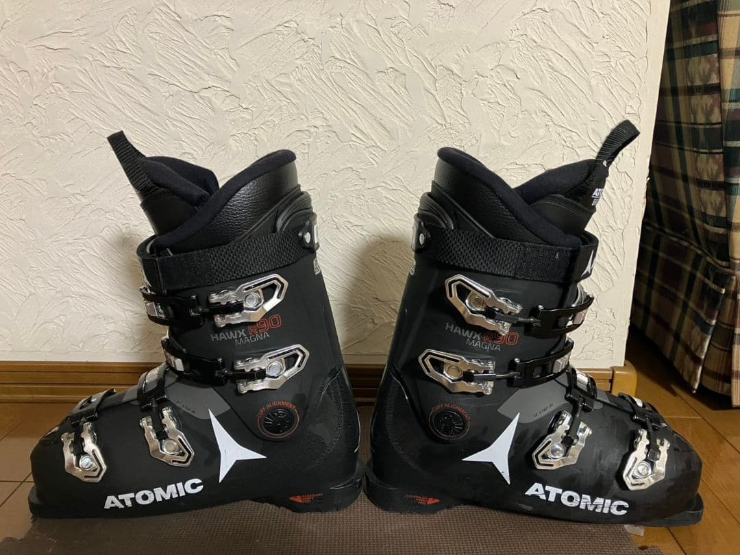 ATOMIC アトミック　スキーブーツ 29〜29.5cm 足幅広め 　保温性高
