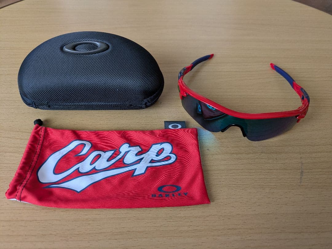 Oakley レーダーロック 広島東洋カープコラボ