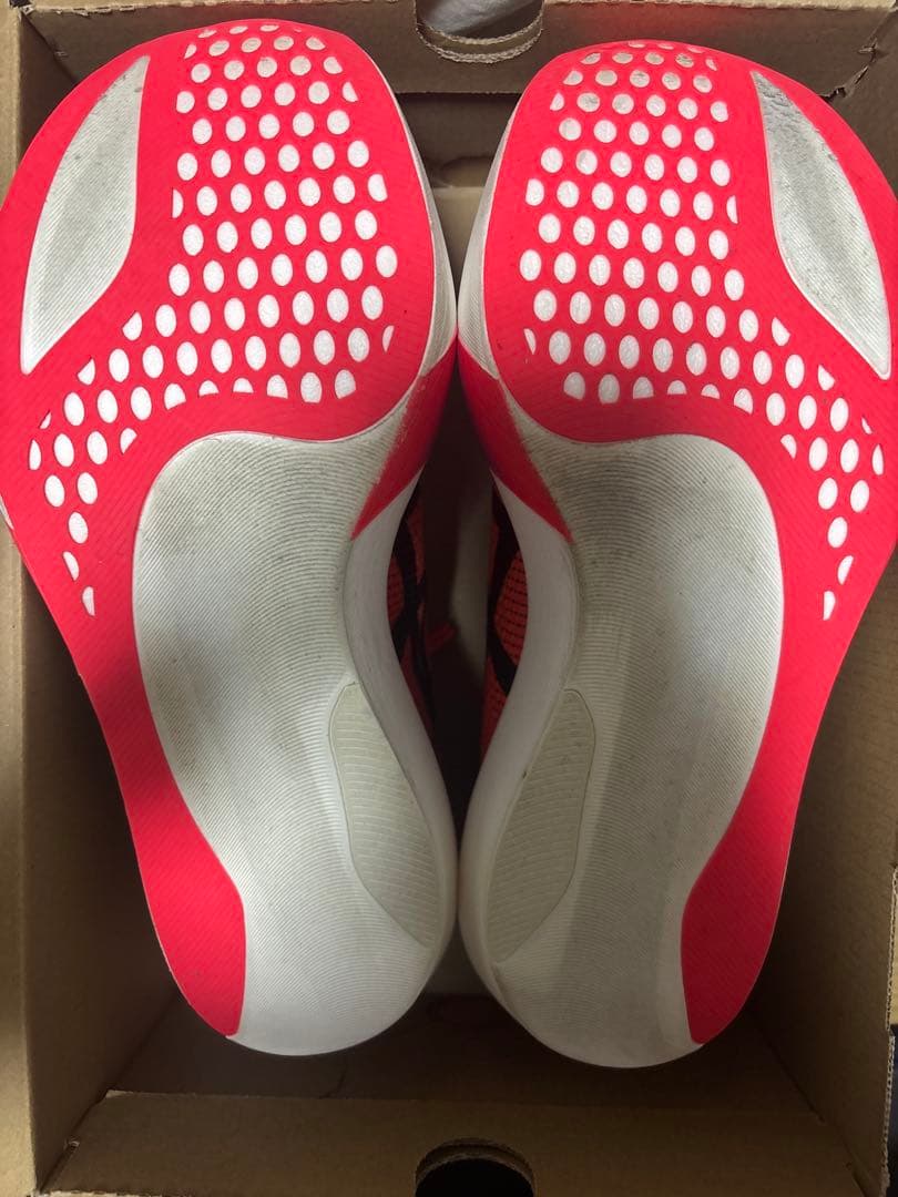 アシックス　メタスピードスカイ　27.5cm