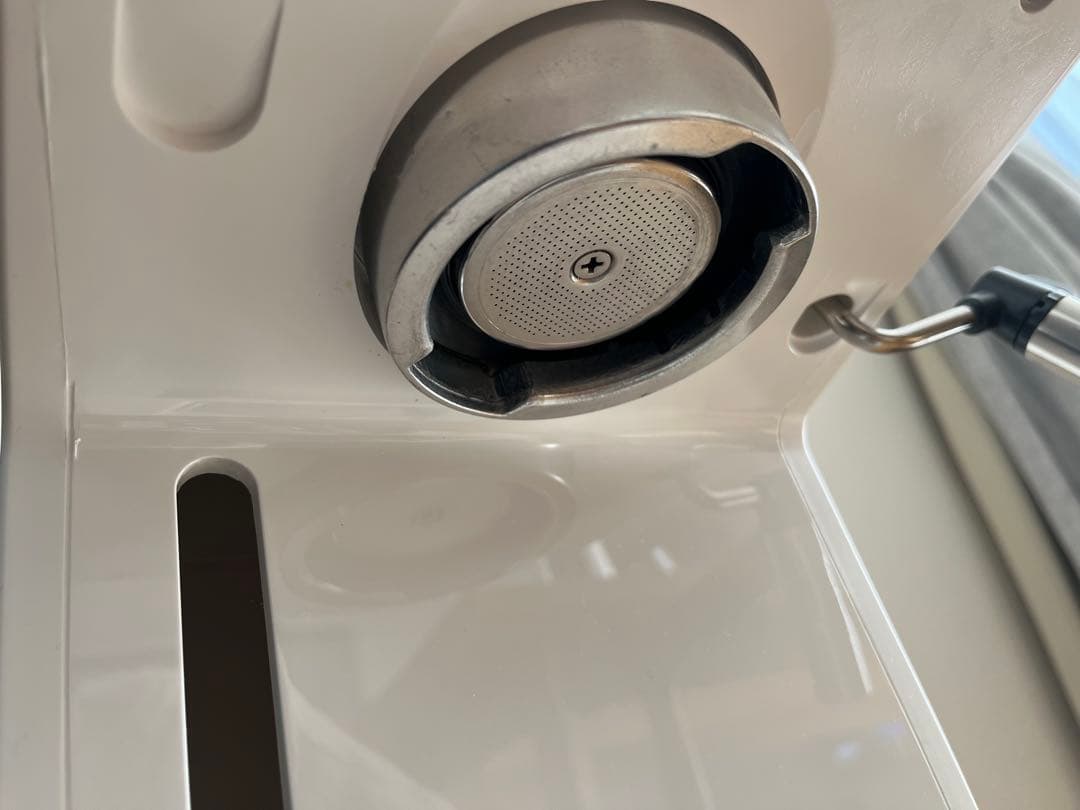 デロンギ　アクティブ　エスプレッソマシン　 ECP3220J