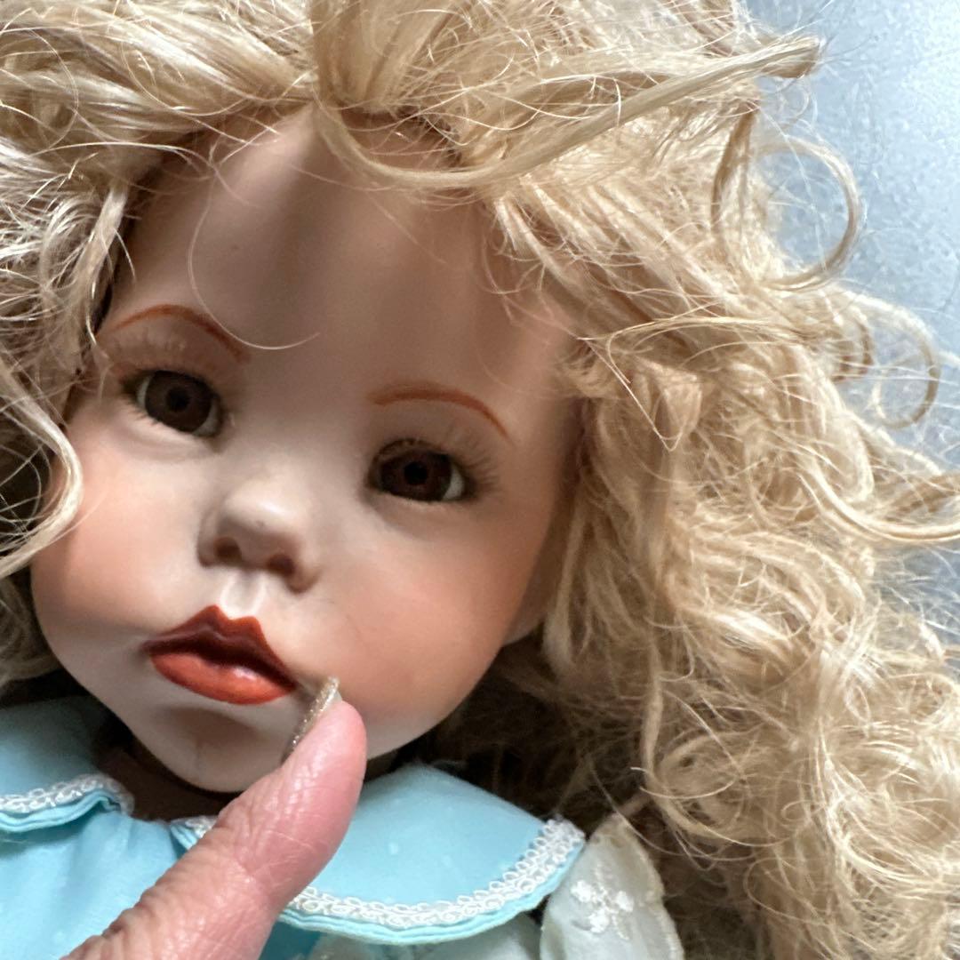 瞬間的お値下げ‼️ビスクドールHILARY OIANNA EFFNER1987