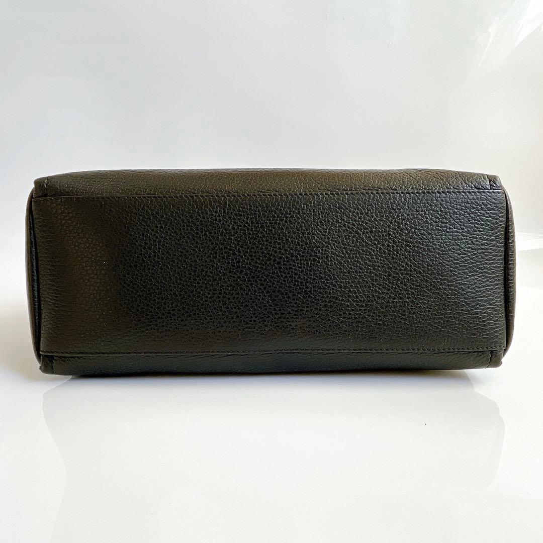 【フルラ】2way/ トート/ショルダー/バック/黒/ビジネス/レザー/A4可能