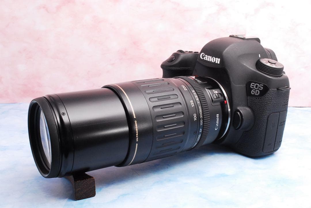 キャノン EOS 6D★フルサイズ★一眼レフカメラ★Wi-Fi★Wレンズ