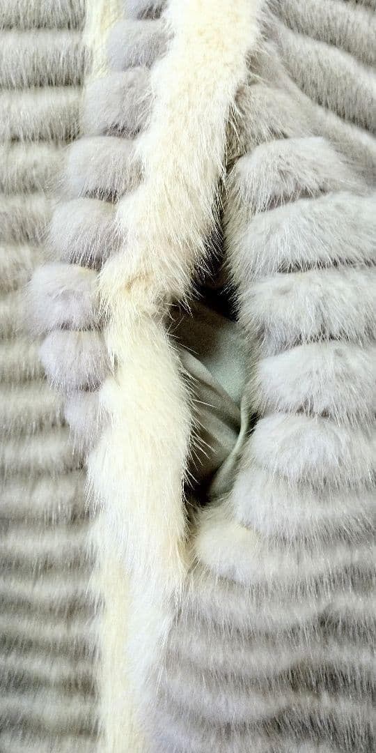 ミンク毛皮コート シルバーグレー