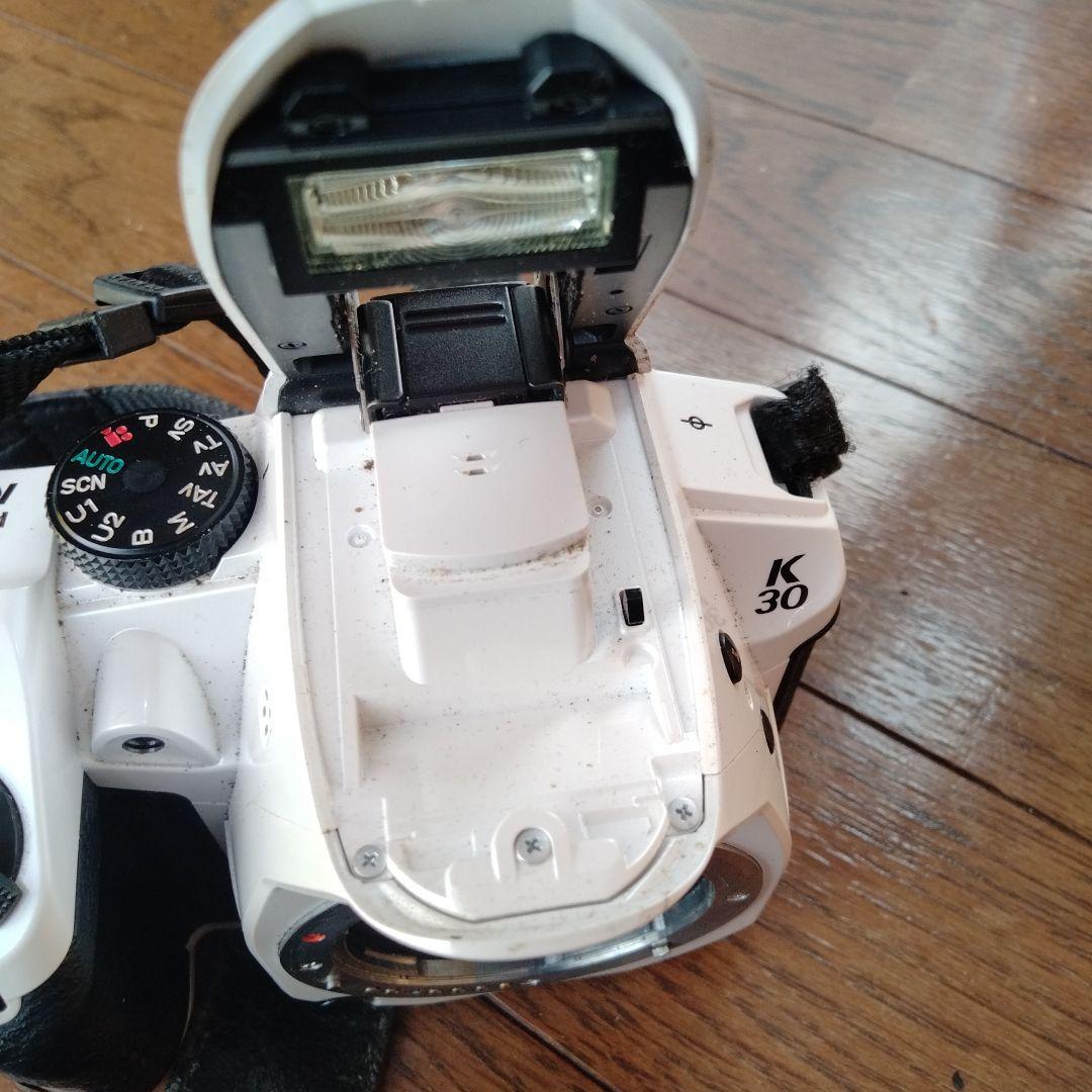 PENTAX K-30 デジタル一眼レフカメラ ホワイト　黒死病ジャンク品