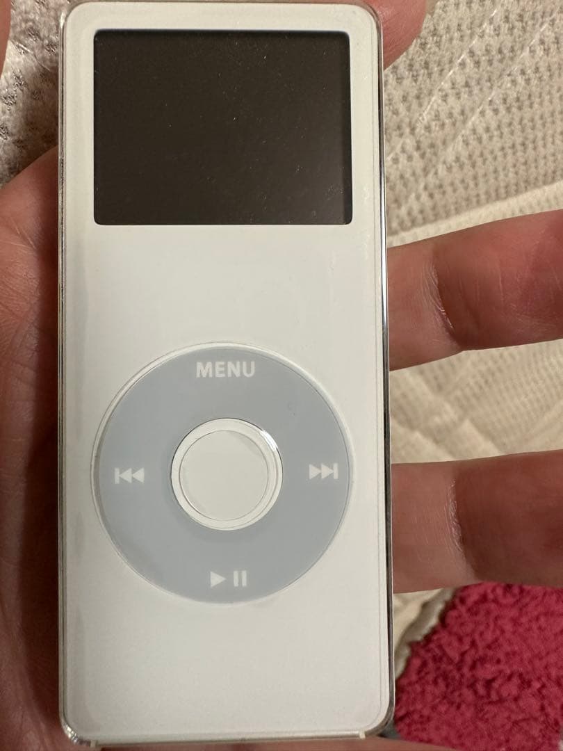 【最後の値下】初代iPod nano本体他にもトランスミッター等アクセサリーも！