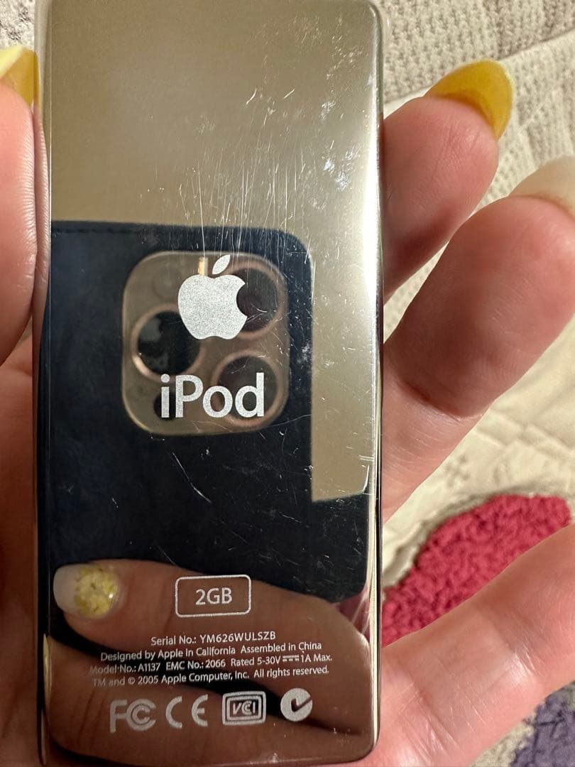 【最後の値下】初代iPod nano本体他にもトランスミッター等アクセサリーも！