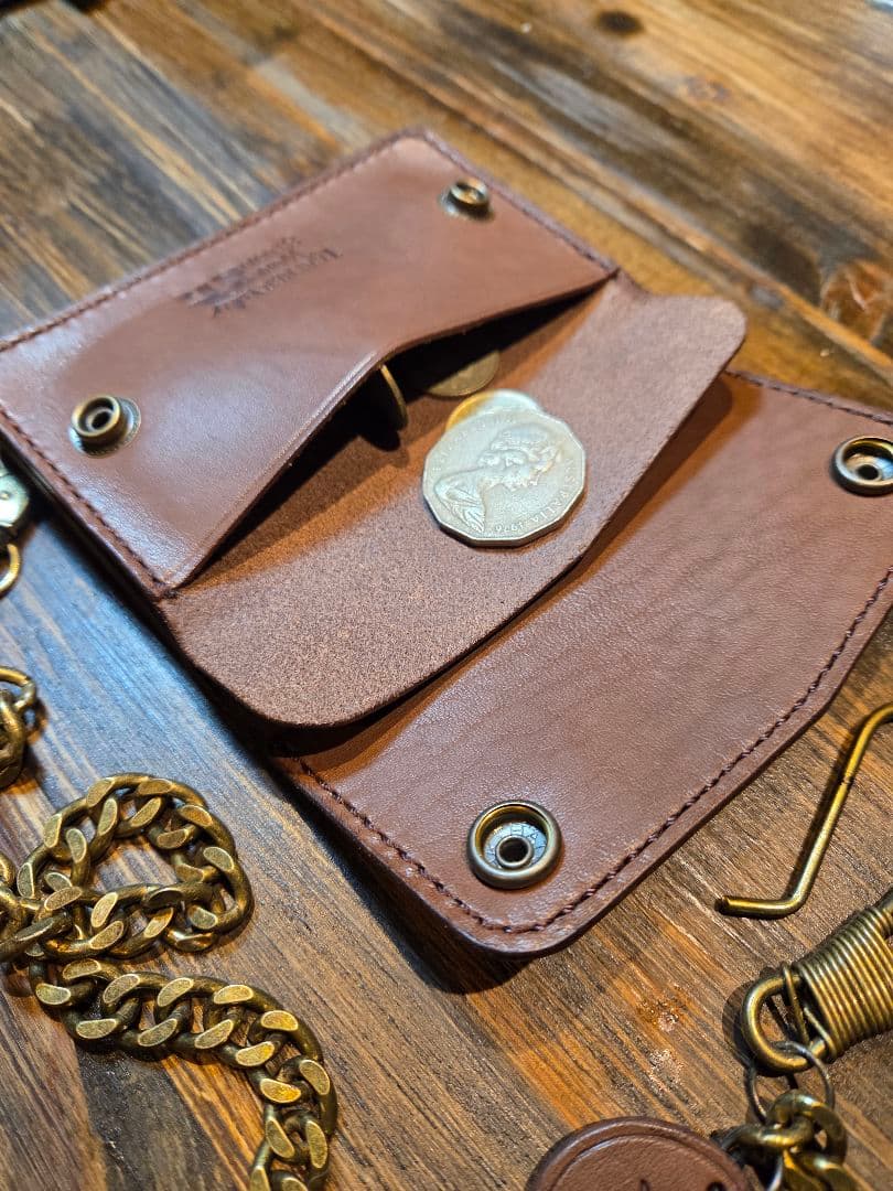 トラッカーウォレットミドル　ブラウン