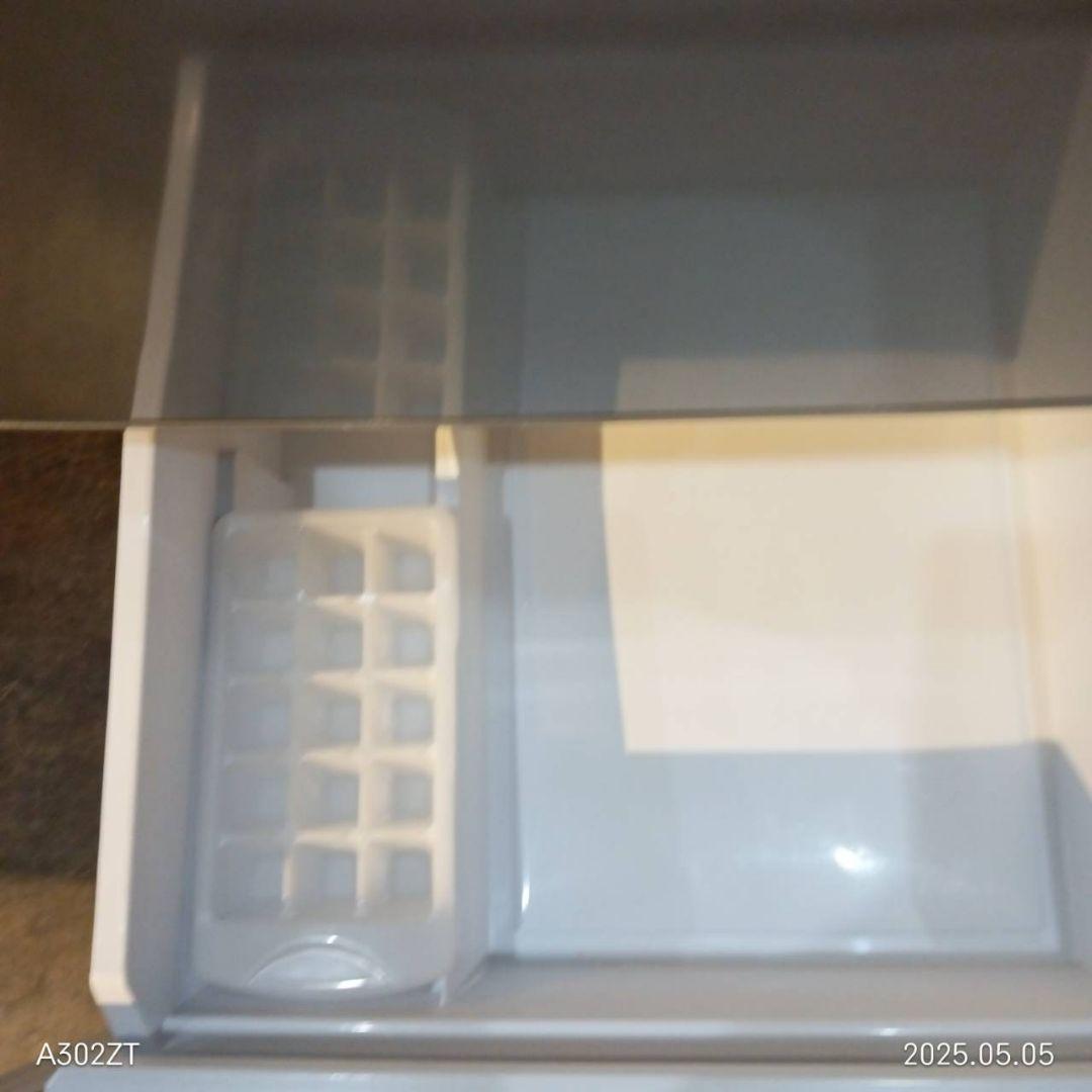 006 送料設置無料　神奈川限定配送　アクア　大型冷蔵庫　最新モデル　201L