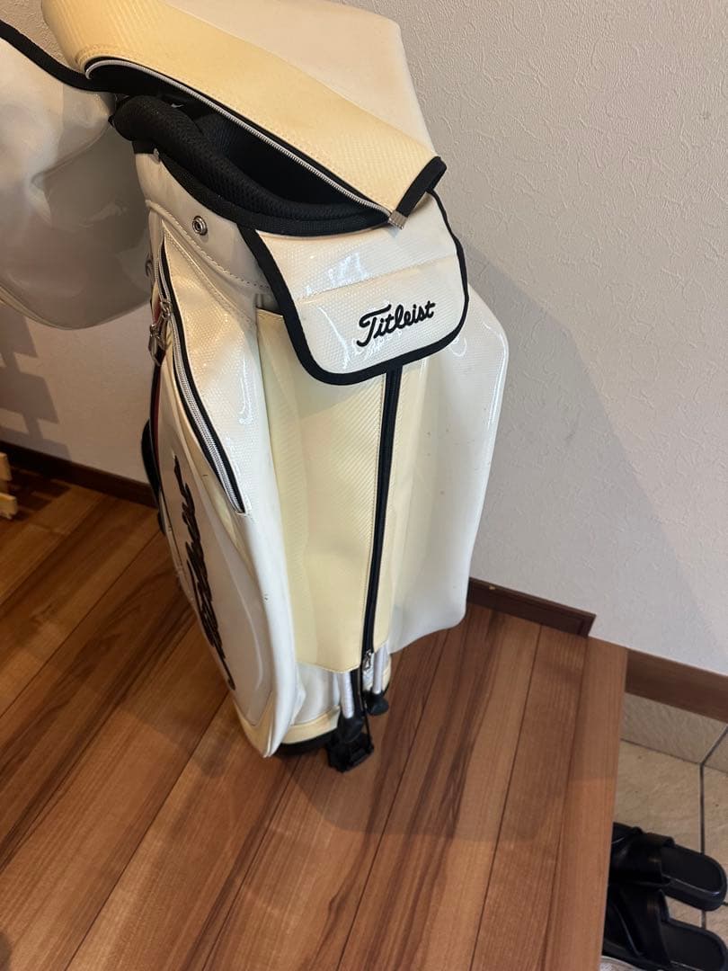 Titleist キャディバッグとゴルフクラブセット
