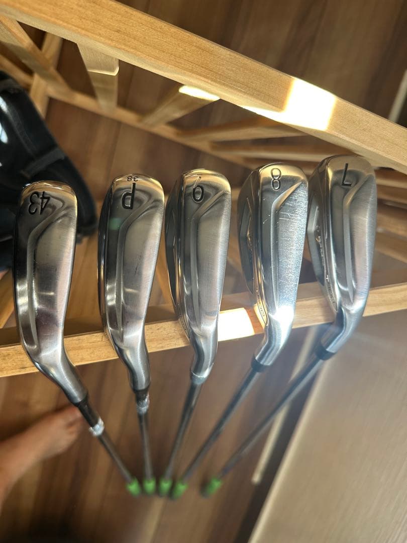 Titleist キャディバッグとゴルフクラブセット