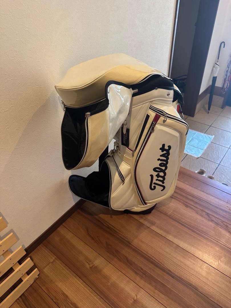 Titleist キャディバッグとゴルフクラブセット