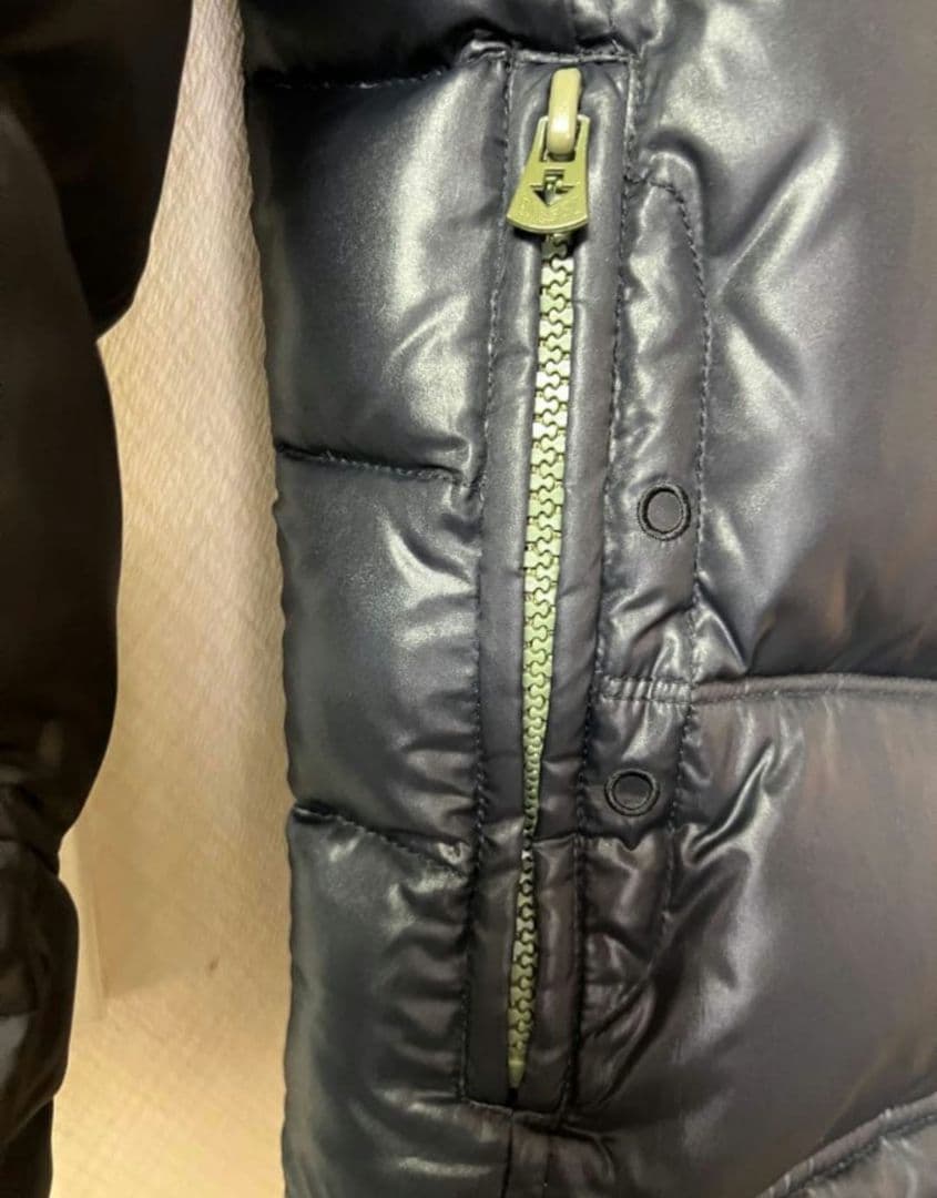 ペー 春前値下げ中 DIESEL ダウンジャケット ダウン70%フェザー