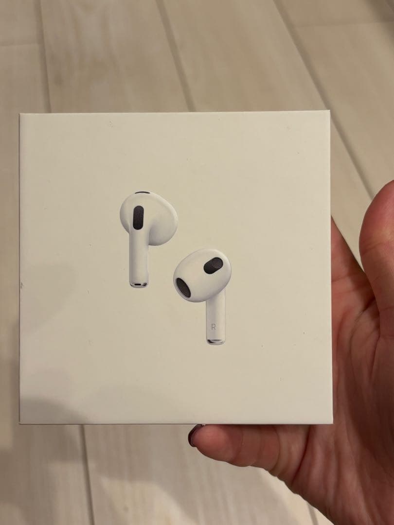 AirPods 第3世代　イヤホン　ワイヤレス
