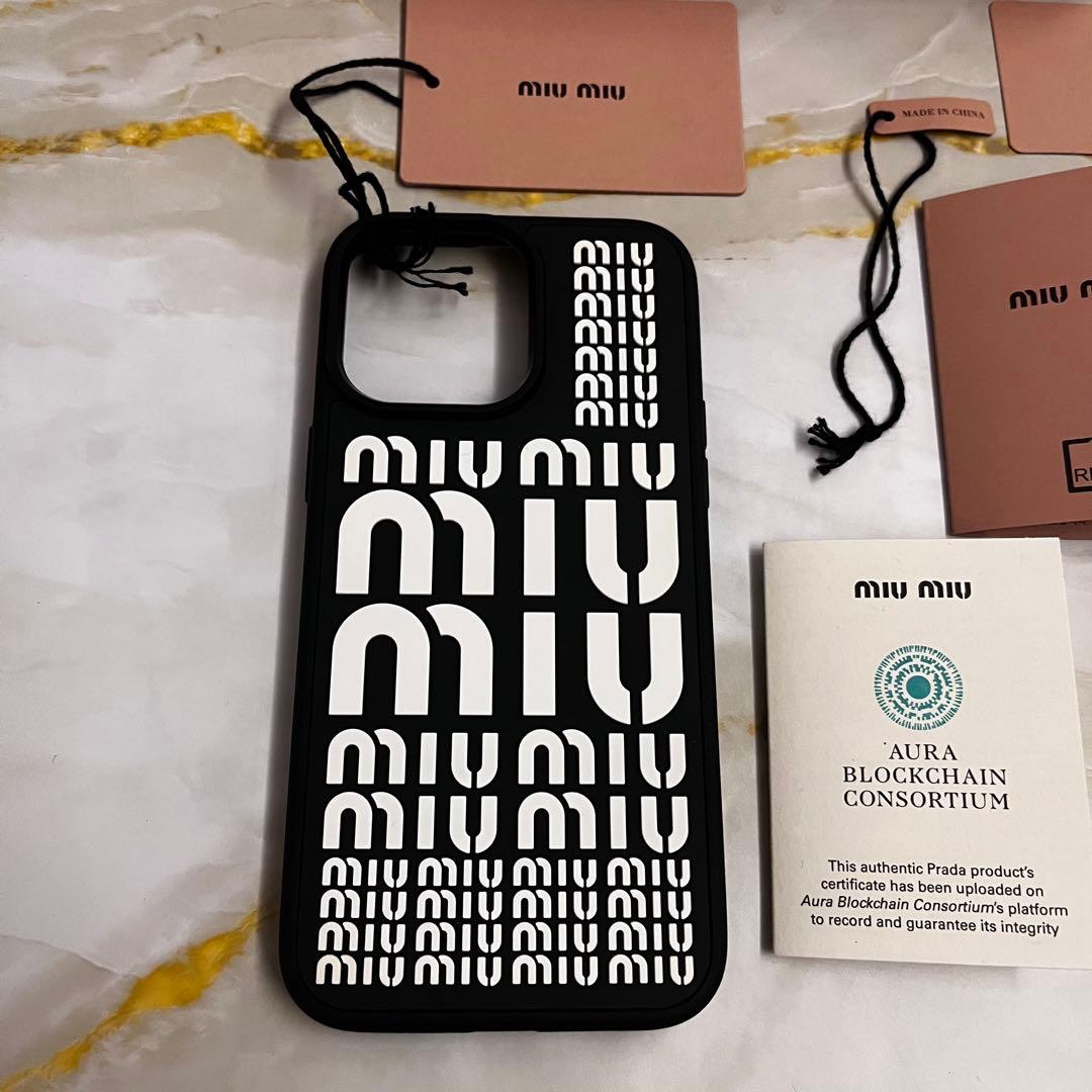【新品未使用】miumiu iPhone14PRO MAX ケース　スマホケース