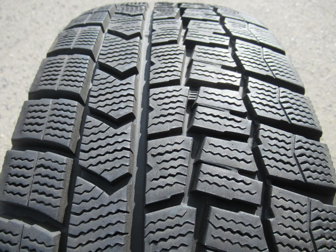 スタッドレス☆195/65R15 2022年製 30 50プリウス 手渡しOK☆