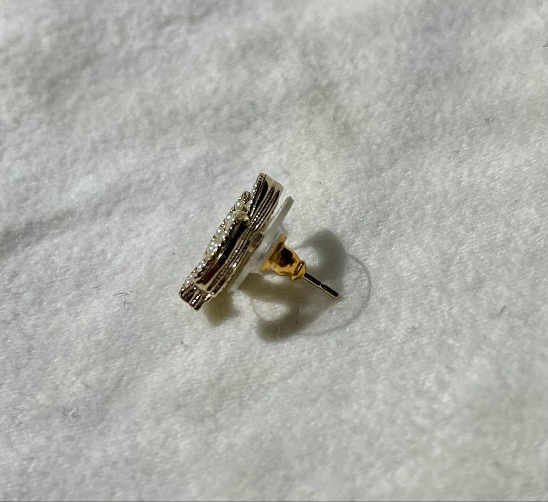 CHANEL パール装飾ロゴピアス 片耳用