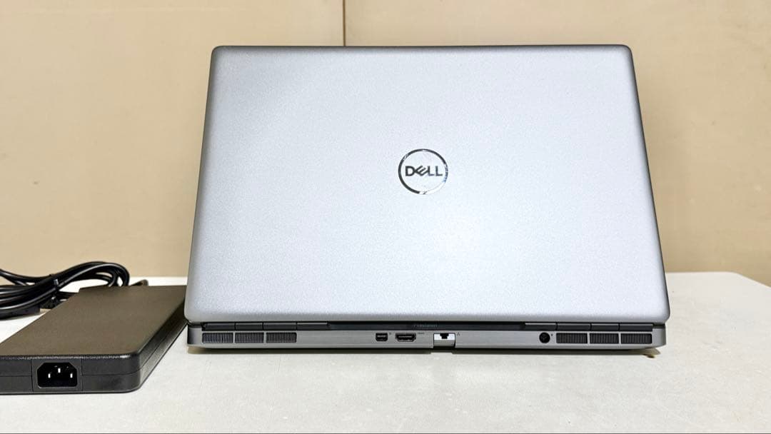 v*4様 dell precision 7550 xeon W-10885M 4