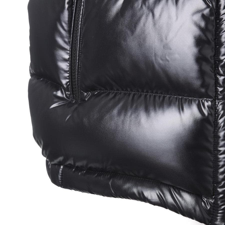 けんごろう様用　MONCLER Bormes ダウンベスト TG3　黒色 L