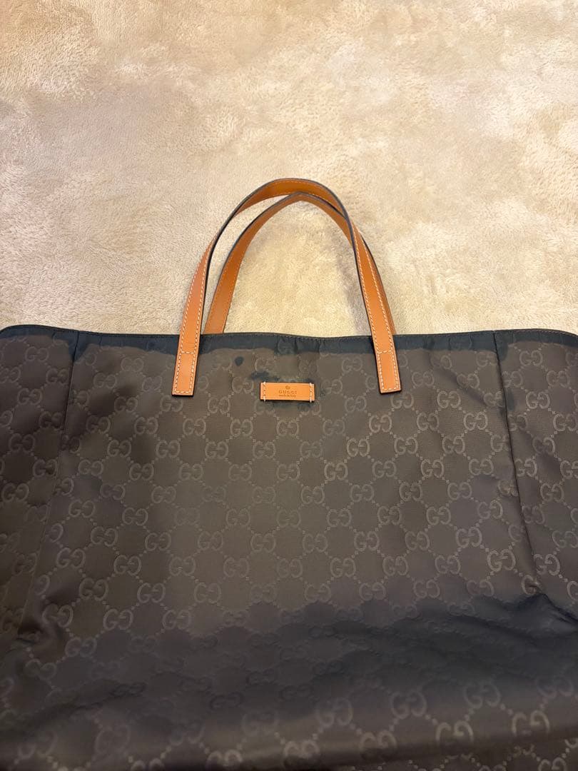 GUCCI　トートバッグ　　GG総柄