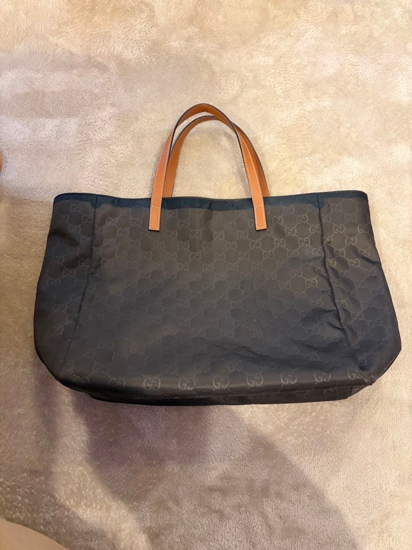 GUCCI　トートバッグ　　GG総柄