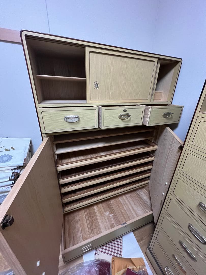 【早い者勝ち‼️】 婚礼家具 桐タンス 整理箪笥 多段引き出し付き たのメル便