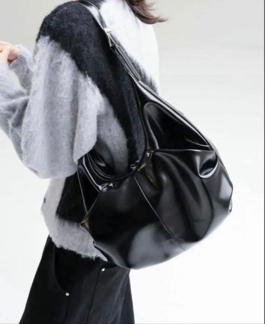 Jent Louis ジェントルイス　2-Pocket leather Bag